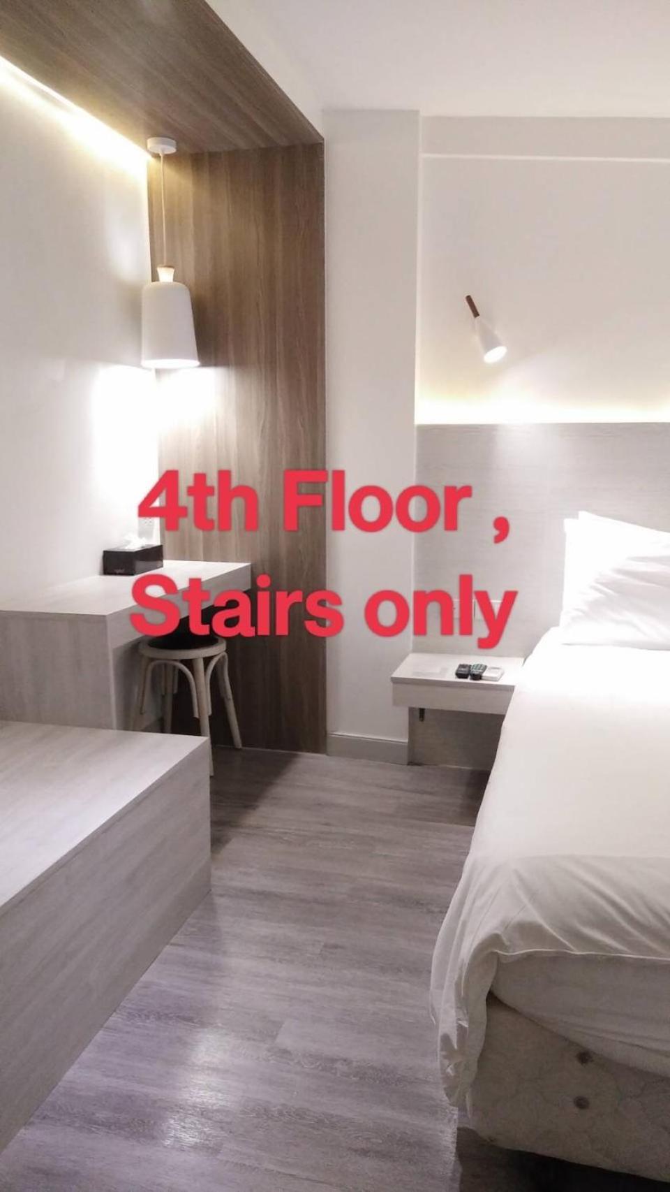 Urban House Otel Bangkok Dış mekan fotoğraf