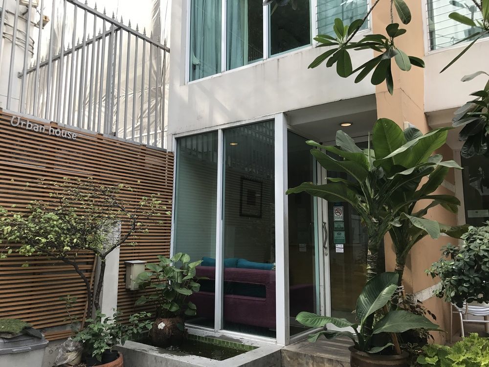 Urban House Otel Bangkok Dış mekan fotoğraf