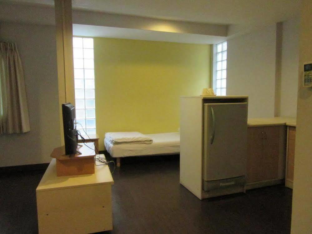 Urban House Otel Bangkok Dış mekan fotoğraf