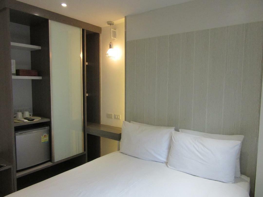 Urban House Otel Bangkok Dış mekan fotoğraf